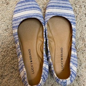 Lucky brand flats
